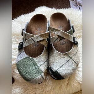 Birkenstock Maryjane’s slip on mules/ clog